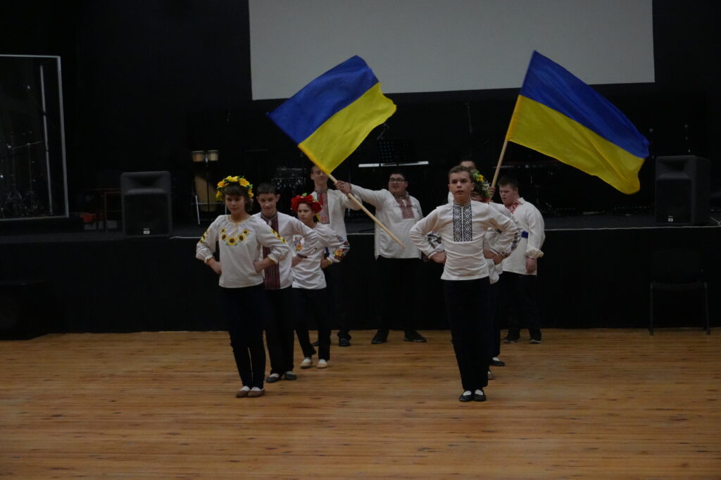 Диво близько: Центр комплексної реабілітації подарував святкове диво родинам підопічних