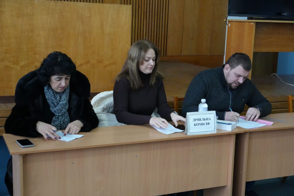 Позачергова сесія: Бердичів спрямував додаткові кошти на житло для захисників та оновив бюджет-2025