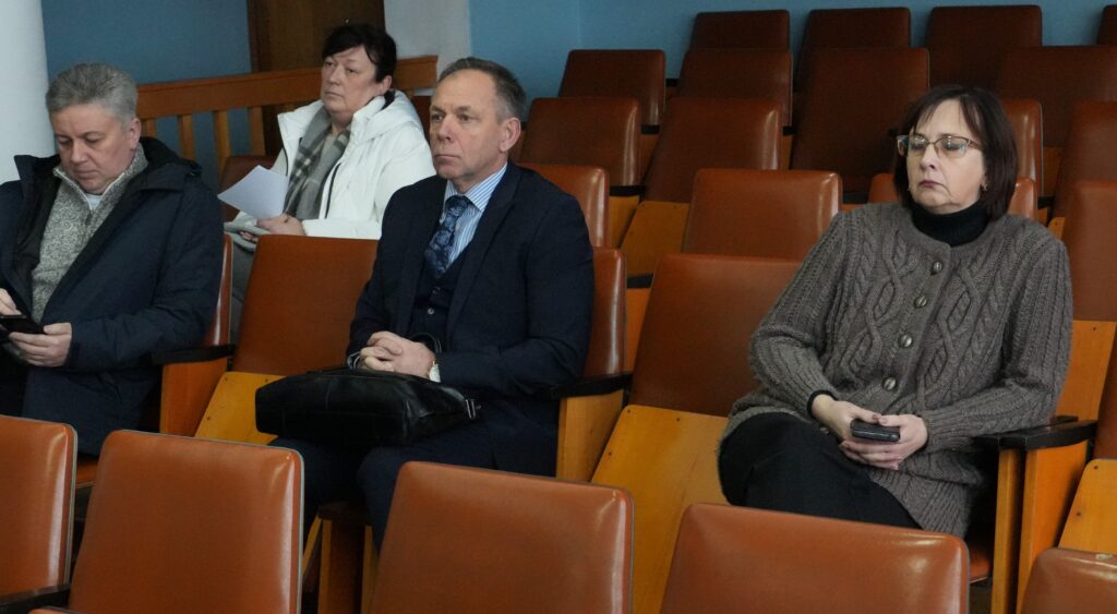 Позачергова сесія: Бердичів спрямував додаткові кошти на житло для захисників та оновив бюджет-2025