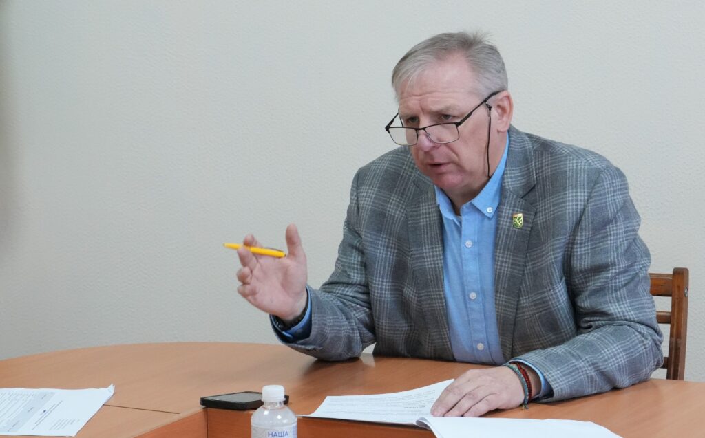 Комісія ТЕБ та НС: Школи Бердичівської громади тимчасово переходять на дистанційне навчання, для садочків — чергові групи