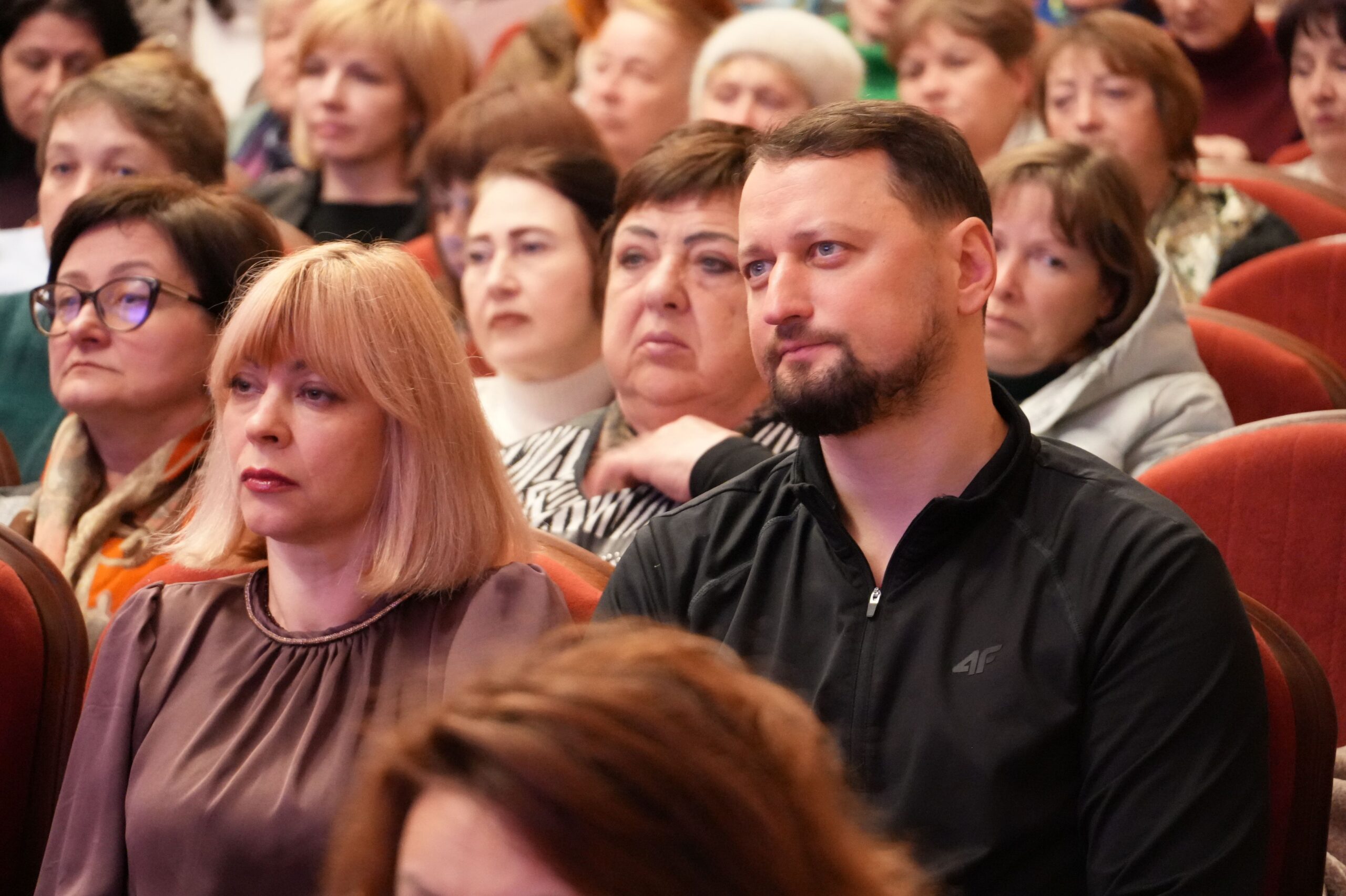 Благодійний вечір Богдана Бенюка зібрав кошти для захисників 115 бригади ТрО