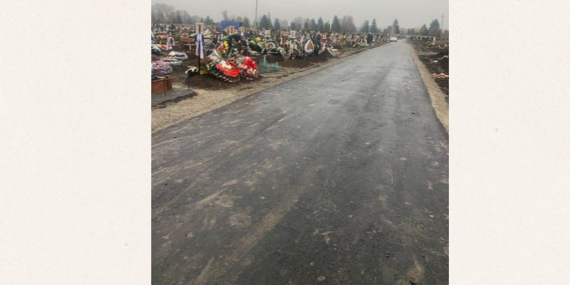 Beige and Black Minimalist Project Deck Presentation (1)