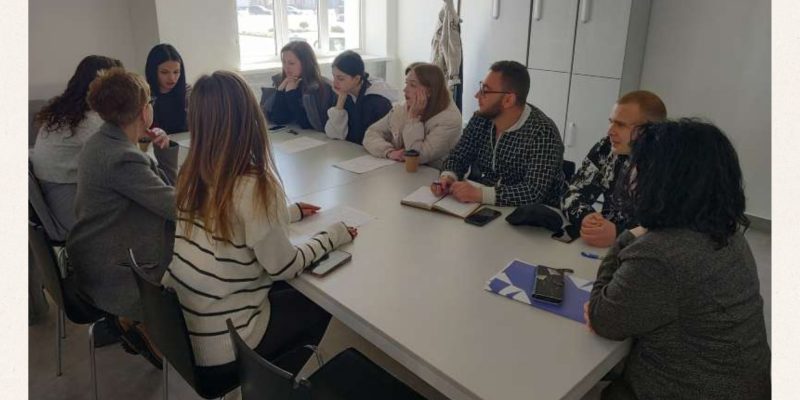 Beige and Black Minimalist Project Deck Presentation (1)