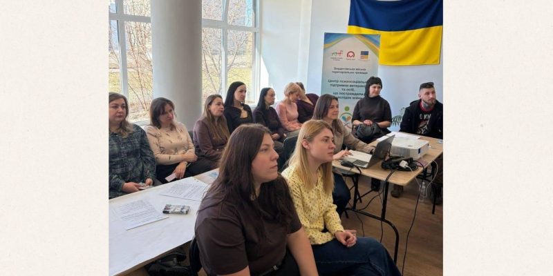 Beige and Black Minimalist Project Deck Presentation