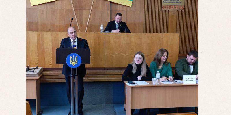 Beige and Black Minimalist Project Deck Presentation