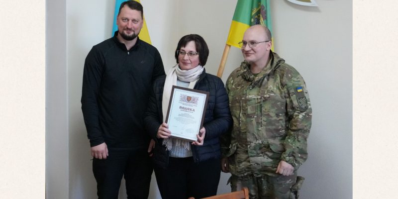 Beige and Black Minimalist Project Deck Presentation