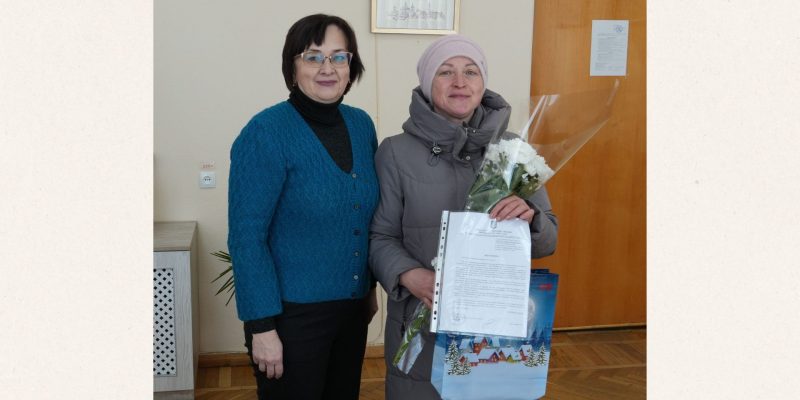 Beige and Black Minimalist Project Deck Presentation