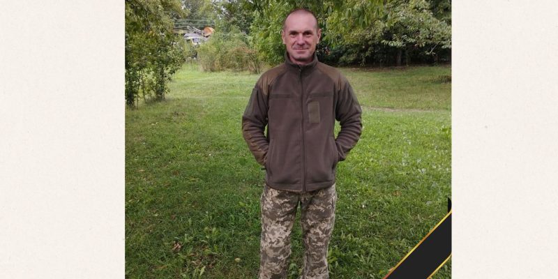 Beige and Black Minimalist Project Deck Presentation