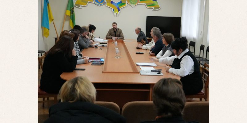 Beige and Black Minimalist Project Deck Presentation