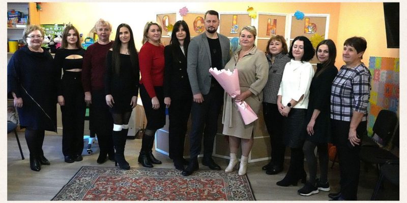 Beige and Black Minimalist Project Deck Presentation Beige and Black Minimalist Project Deck Presentation