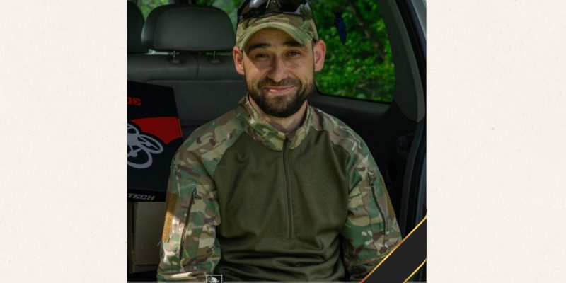 Beige and Black Minimalist Project Deck Presentation