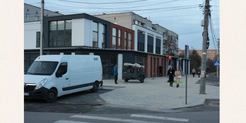 Beige and Black Minimalist Project Deck Presentation