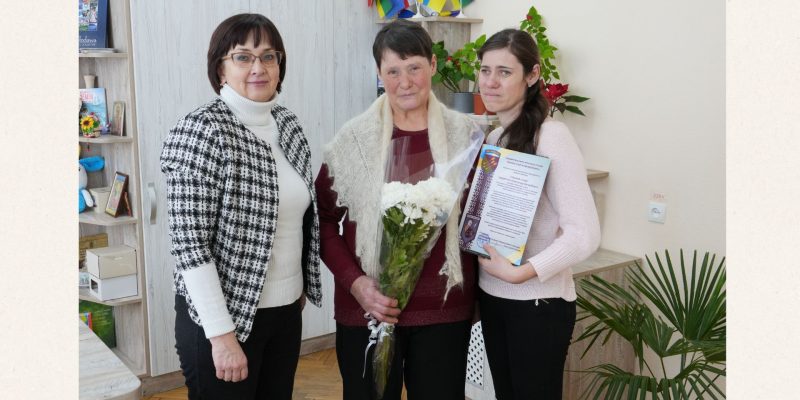 Beige and Black Minimalist Project Deck Presentation