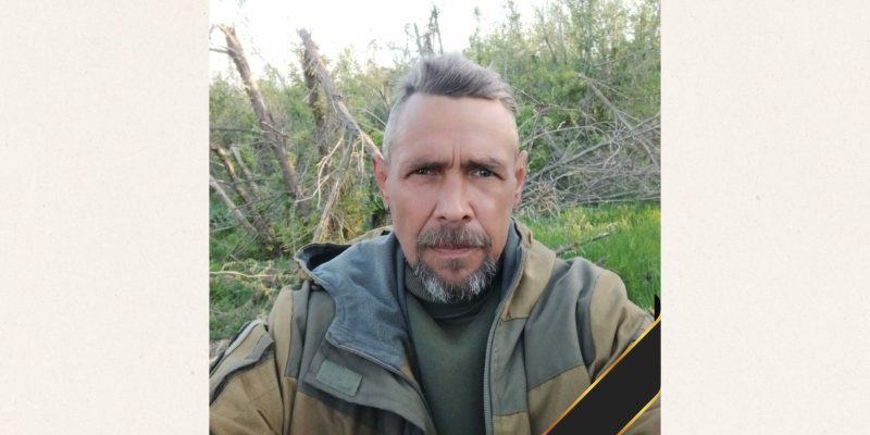 Beige and Black Minimalist Project Deck Presentation