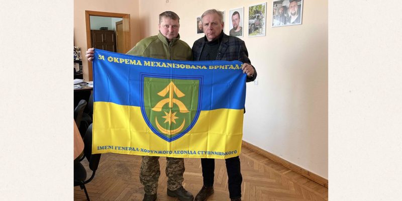 Beige and Black Minimalist Project Deck Presentation