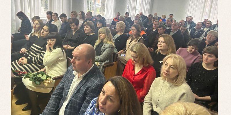 Beige and Black Minimalist Project Deck Presentation