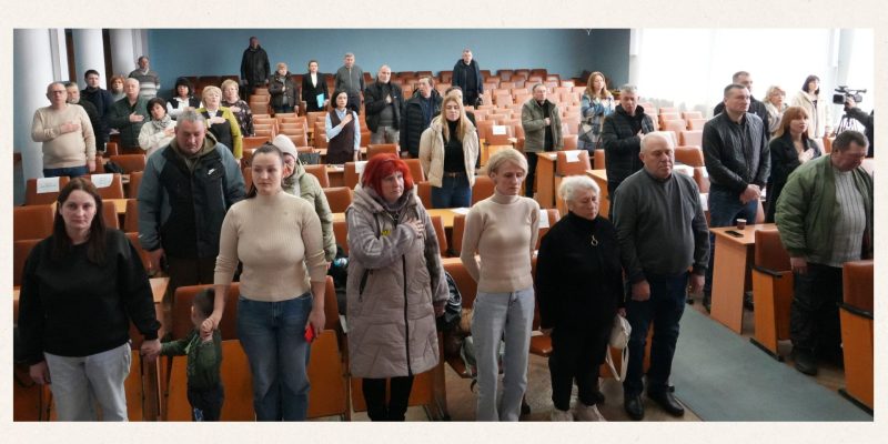 Beige and Black Minimalist Project Deck Presentation