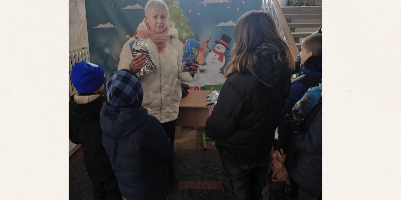 Beige and Black Minimalist Project Deck Presentation