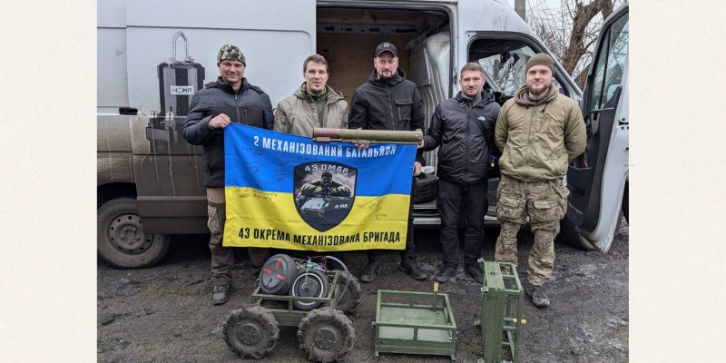 Beige and Black Minimalist Project Deck Presentation