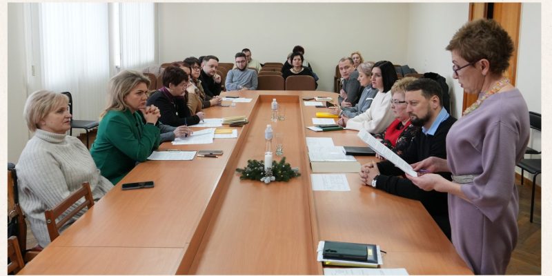 Beige and Black Minimalist Project Deck Presentation