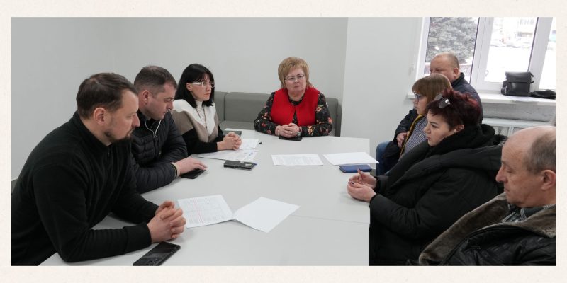 Beige and Black Minimalist Project Deck Presentation